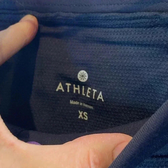Athleta Contender 2 in 1 Legging Skirt - Picture 5 of 9